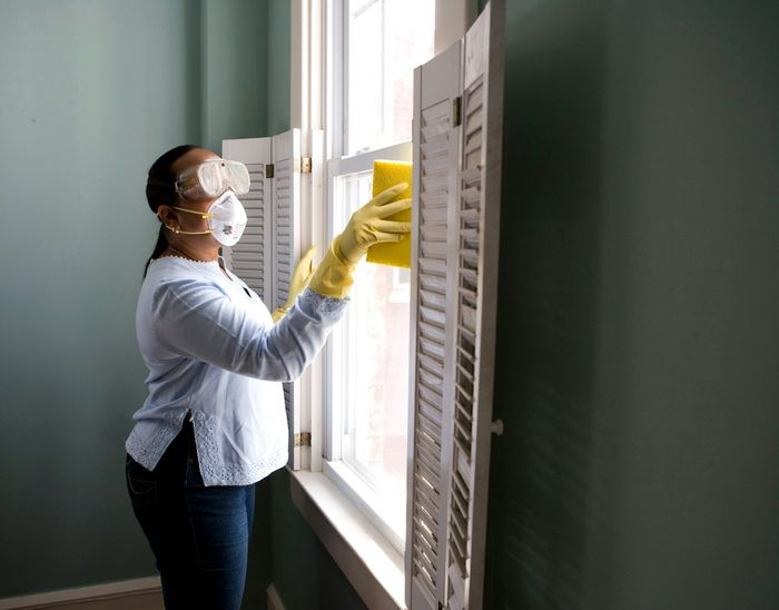 A cleaner wiping window shutters